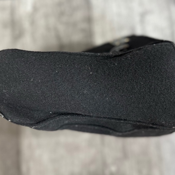 Kate Spade Pilgrim Hill Quinn Tote - Picture 15 of 15